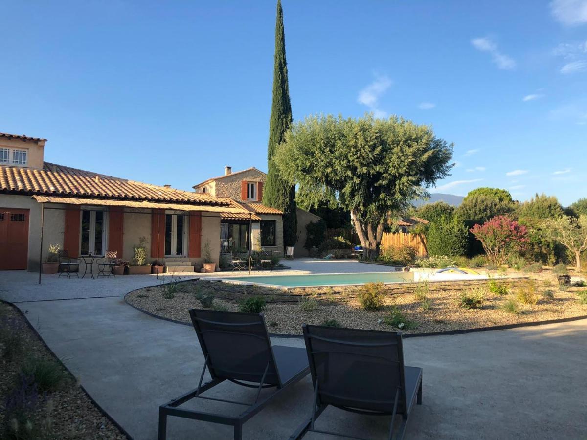 La Figue Noire Bed & Breakfast Caromb Bagian luar foto